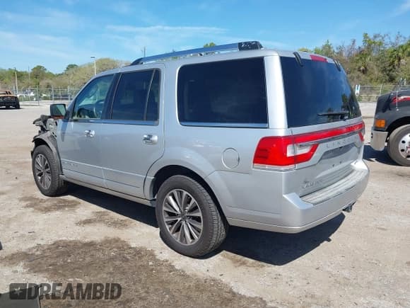 ✅ 2015 Lincoln Navigator • VIN: 5LMJJ2HTXFEJ09131 • Lot: 41807356. Wystawiony na IAAI z przebiegiem 106 680 mil. Bezpłatny archiwum sprzedaży aukcyjnych z USA i szczegółowy raport historii pojazdu na DreamBid. Zdjęcie 3.