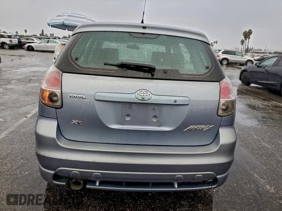 ✅ 2007 Toyota Matrix XR • VIN: 2T1KR30E07C651057 • Lot: 93946025. Listed on Copart with 181,841 mi. Free auction sales archive from the USA and detailed vehicle history report at DreamBid. Image 6.