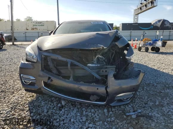 ✅ 2015 Infiniti Q70 • VIN: JN1BY1ARXFM562478 • Lot: 84978975. Wystawiony na Copart z przebiegiem 130 234 mil. Bezpłatny archiwum sprzedaży aukcyjnych z USA i szczegółowy raport historii pojazdu na DreamBid. Zdjęcie 5.