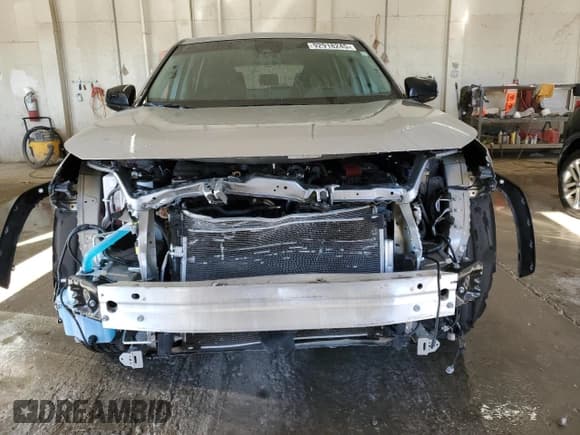 ✅ 2023 Toyota RAV4 LE • VIN: 2T3F1RFV2PW406723 • Lot: 92918245. Listed on Copart with 32,961 mi. Free auction sales archive from the USA and detailed vehicle history report at DreamBid. Image 5.