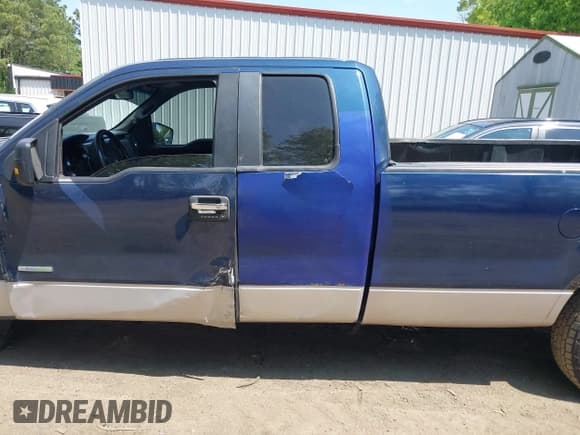✅ 2014 Ford F-150 XL • VIN: 1FTFX1ET9EKF31322 • Lot: 42146775. Listed on IAAI with 204,641 mi. Free auction sales archive from the USA and detailed vehicle history report at DreamBid. Image 14.