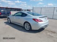 ✅ 2013 Hyundai Genesis Coupe 2.0T • VIN: KMHHT6KD8DU095379 • Lot: 42967454. Wystawiony na IAAI z przebiegiem 107 809 mil. Bezpłatny archiwum sprzedaży aukcyjnych z USA i szczegółowy raport historii pojazdu na DreamBid. Zdjęcie 3.