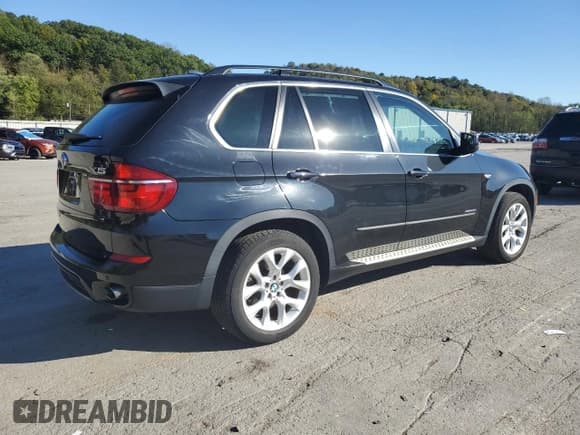 ✅ 2013 BMW X5 xDrive35d • VIN: 5UXZW0C50D0B91861 • Лот: 85866965. Опубликован ранее на Copart с пробегом 164 496 миль. Бесплатный доступ к архиву аукционных продаж из США и подробный отчёт об истории автомобиля на DreamBid. Изображение 3.