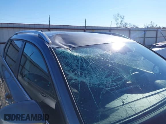 ✅ 2024 Volkswagen Taos SE • VIN: 3VVSX7B28RM024621 • Lot: 43769765. Wystawiony na IAAI z przebiegiem Nie podano. Bezpłatny archiwum sprzedaży aukcyjnych z USA i szczegółowy raport historii pojazdu na DreamBid. Zdjęcie 18.