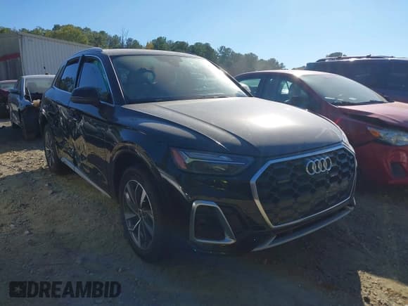 ✅ 2023 Audi Q5 S line Premium Plus • VIN: WA1EAAFY3P2142535 • Lot: 43327484. Wystawiony na IAAI z przebiegiem 14 845 mil. Bezpłatny archiwum sprzedaży aukcyjnych z USA i szczegółowy raport historii pojazdu na DreamBid. Zdjęcie 1.