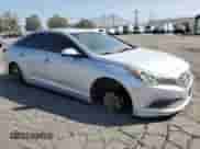 2015 Hyundai Sonata SE с VIN 5NPE24AF5FH156055, выставлен на аукционе Copart как лот 82364145 с пробегом 112 411 миль миль и Списание • Salvage title. История ставок и продаж доступна на DreamBid. Изображение 4.