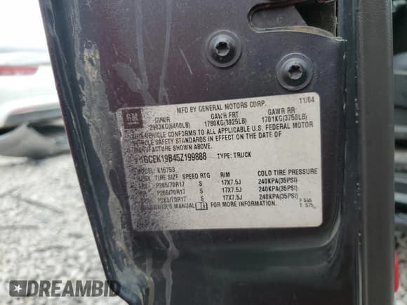 ✅ 2005 Chevrolet Silverado 1500 Z71 • VIN: 1GCEK19B45Z199888 • Лот: 62679304. Опубликован ранее на Copart с пробегом 291 092 миль. Бесплатный доступ к архиву аукционных продаж из США и подробный отчёт об истории автомобиля на DreamBid. Изображение 12.