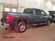 ✅ 2012 Chevrolet Silverado 2500HD LT • VIN: 1GC1KXC8XCF101945 • Lot: 71562095. Wystawiony na Copart z przebiegiem 183 156 mil. Bezpłatny archiwum sprzedaży aukcyjnych z USA i szczegółowy raport historii pojazdu na DreamBid. Zdjęcie 3.