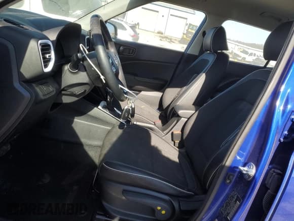 ✅ 2024 Hyundai Venue SEL • VIN: KMHRC8A34RU287902 • Lot: 89044325. Listed on Copart with 24,776 mi. Free auction sales archive from the USA and detailed vehicle history report at DreamBid. Image 7.