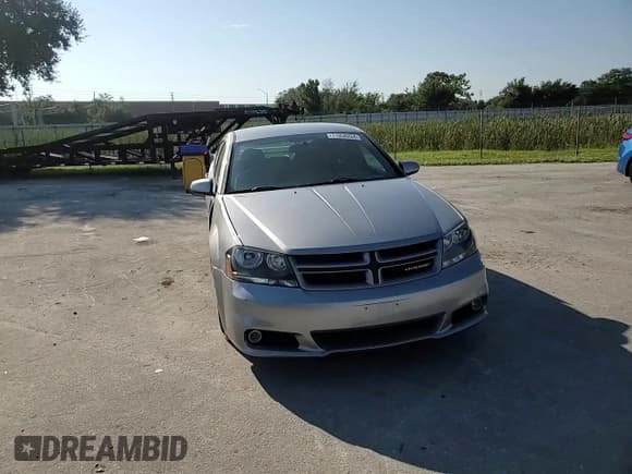 ✅ 2013 Dodge Avenger SXT • VIN: 1C3CDZCG5DN756564 • Лот: 71950224. Опубликован ранее на Copart с пробегом 126 753 миль. Бесплатный доступ к архиву аукционных продаж из США и подробный отчёт об истории автомобиля на DreamBid. Изображение 10.