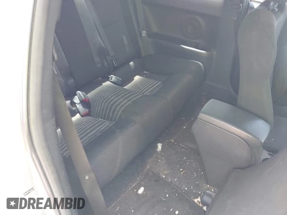 ✅ 2012 Scion tC • VIN: JTKJF5C78C3037964 • Lot: 42410676. Wystawiony na IAAI z przebiegiem 139 225 mil. Bezpłatny archiwum sprzedaży aukcyjnych z USA i szczegółowy raport historii pojazdu na DreamBid. Zdjęcie 8.