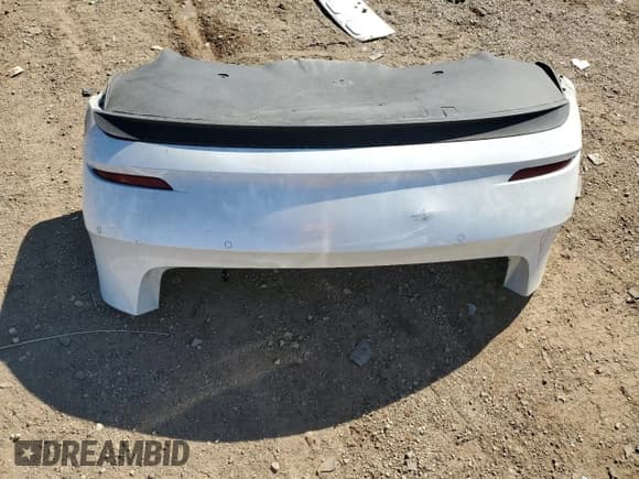 ✅ 2020 Tesla Model 3 Standard Range Plus • VIN: 5YJ3E1EA8LF703650 • Lot: 85364505. Wystawiony na Copart z przebiegiem 61 687 mil. Bezpłatny archiwum sprzedaży aukcyjnych z USA i szczegółowy raport historii pojazdu na DreamBid. Zdjęcie 12.