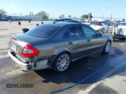 ✅ 2008 Mercedes-Benz E 350 Luxury • VIN: WDBUF56X98B343759 • Lot: 43503657. Wystawiony na IAAI z przebiegiem 138 038 mil. Bezpłatny archiwum sprzedaży aukcyjnych z USA i szczegółowy raport historii pojazdu na DreamBid. Zdjęcie 4.