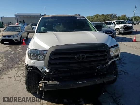 ✅ 2012 Toyota Sequoia Platinum • VIN: 5TDDW5G14CS062207 • Lot: 85547175. Listed on Copart with 171,208 mi. Free auction sales archive from the USA and detailed vehicle history report at DreamBid. Image 15.