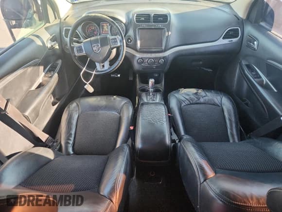 ✅ 2017 Dodge Journey Crossroad Plus • VIN: 3C4PDCGB1HT501604 • Lot: 87420595. Wystawiony na Copart z przebiegiem 109 758 mil. Bezpłatny archiwum sprzedaży aukcyjnych z USA i szczegółowy raport historii pojazdu na DreamBid. Zdjęcie 8.