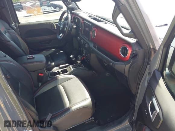 ✅ 2020 Jeep Wrangler Unlimited Rubicon • VIN: 1C4HJXFN4LW335890 • Lot: 42063005. Listed on IAAI with 34,701 mi. Free auction sales archive from the USA and detailed vehicle history report at DreamBid. Image 5.