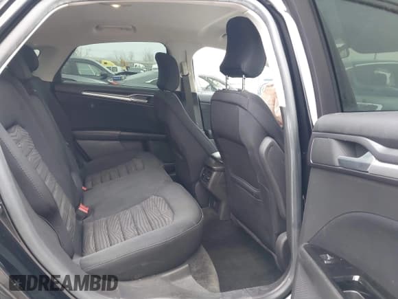 ✅ 2016 Ford Fusion SE • VIN: 3FA6P0H75GR102790 • Lot: 43744147. Wystawiony na IAAI z przebiegiem 173 499 mil. Bezpłatny archiwum sprzedaży aukcyjnych z USA i szczegółowy raport historii pojazdu na DreamBid. Zdjęcie 8.