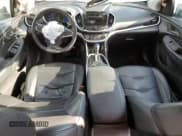 ✅ 2017 Chevrolet Volt LT • VIN: 1G1RC6S55HU190983 • Lot: 73772213. Wystawiony na Copart z przebiegiem Nie podano. Bezpłatny archiwum sprzedaży aukcyjnych z USA i szczegółowy raport historii pojazdu na DreamBid. Zdjęcie 8.