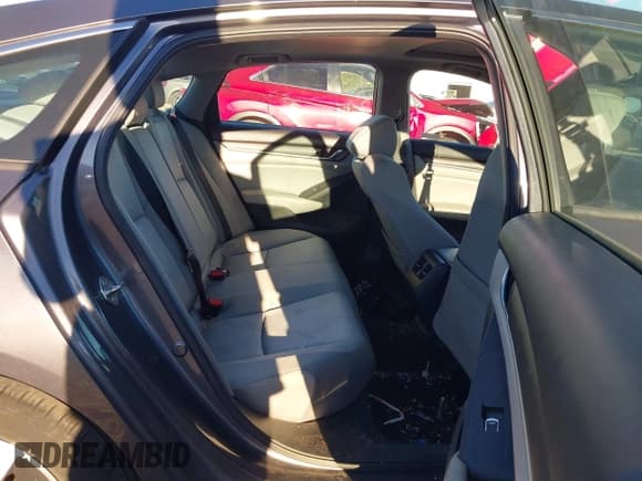 ✅ 2019 Honda Accord EX • VIN: 1HGCV3F45KA013867 • Lot: 43597504. Listed on IAAI with 97,015 mi. Free auction sales archive from the USA and detailed vehicle history report at DreamBid. Image 8.