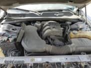 ✅ 2014 Dodge Challenger SXT • VIN: 2C3CDYAG4EH210023 • Lot: 77484374. Wystawiony na Copart z przebiegiem Nie podano. Bezpłatny archiwum sprzedaży aukcyjnych z USA i szczegółowy raport historii pojazdu na DreamBid. Zdjęcie 11.