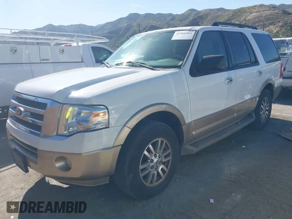 ✅ 2012 Ford Expedition XLT • VIN: 1FMJU1H5XCEF58911 • Lot: 41966461. Listed on IAAI with 167,643 mi. Free auction sales archive from the USA and detailed vehicle history report at DreamBid. Image 2.