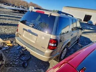 ✅ 2007 Ford Explorer XLT • VIN: 1FMEU73E67UB30986 • Lot: 94124865. Wystawiony na Copart z przebiegiem 153 668 mil. Bezpłatny archiwum sprzedaży aukcyjnych z USA i szczegółowy raport historii pojazdu na DreamBid. Zdjęcie 3.