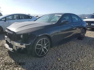 ✅ 2023 Mercedes-Benz C 300 • VIN: W1KAF4GB7PR130273 • Лот: 92056935. Опубликован ранее на Copart с пробегом 21 558 миль. Бесплатный доступ к архиву аукционных продаж из США и подробный отчёт об истории автомобиля на DreamBid. Изображение 1.