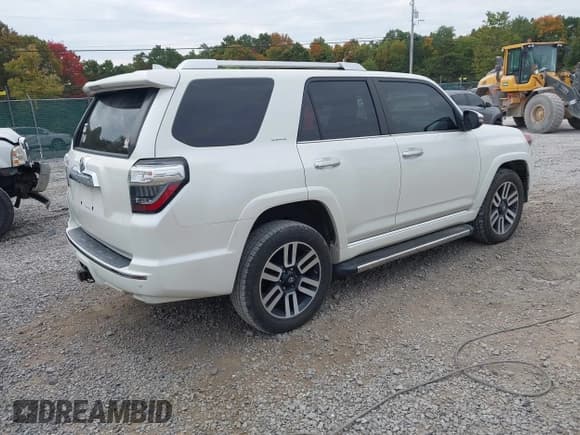 ✅ 2016 Toyota 4Runner SR5 Premium • VIN: JTEBU5JR7G5327723 • Лот: 43141551. Опубликован ранее на IAAI с пробегом 97 494 миль. Бесплатный доступ к архиву аукционных продаж из США и подробный отчёт об истории автомобиля на DreamBid. Изображение 4.