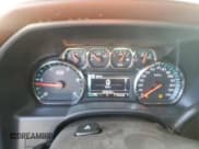 ✅ 2015 Chevrolet Silverado 2500HD High Country • VIN: 1GC1KXE82FF501435 • Lot: 91741215. Wystawiony na Copart z przebiegiem 296 636 mil. Bezpłatny archiwum sprzedaży aukcyjnych z USA i szczegółowy raport historii pojazdu na DreamBid. Zdjęcie 9.