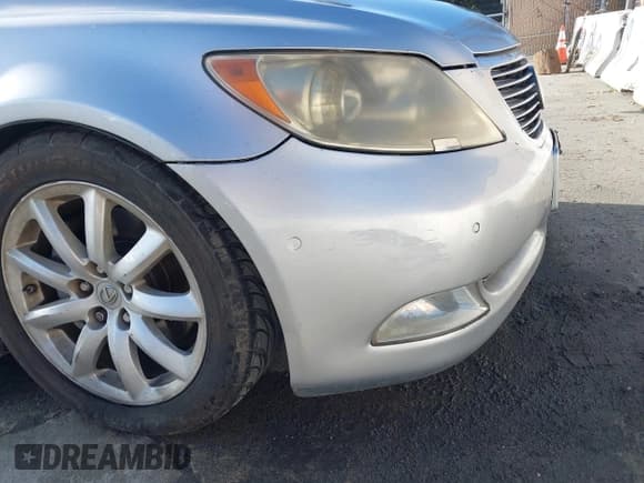 ✅ 2007 Lexus LS 460 L • VIN: JTHGL46F475006503 • Lot: 43911250. Listed on IAAI with 232,463 mi. Free auction sales archive from the USA and detailed vehicle history report at DreamBid. Image 12.