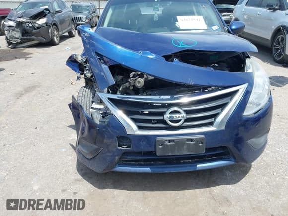 ✅ 2018 Nissan Versa SV • VIN: 3N1CN7AP8JL809322 • Lot: 42872541. Listed on IAAI with 131,016 mi. Free auction sales archive from the USA and detailed vehicle history report at DreamBid. Image 12.
