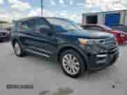 2023 Ford Explorer Limited with VIN 1FMSK7FH7PGA20137, listed as a Copart auction lot 62529965 with 30,190 mi miles and Clean title. Bid and sale history available at DreamBid. Image 4.