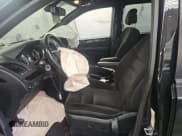 ✅ 2019 Dodge Grand Caravan SE • VIN: 2C4RDGBG6KR676265 • Лот: 43662344. Опубликован ранее на IAAI с пробегом 61 861 миль. Бесплатный доступ к архиву аукционных продаж из США и подробный отчёт об истории автомобиля на DreamBid. Изображение 20.