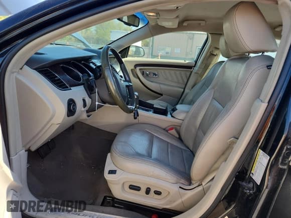 ✅ 2010 Ford Taurus Limited • VIN: 1FAHP2FW9AG134543 • Лот: 86241245. Опубликован ранее на Copart с пробегом 165 421 миль. Бесплатный доступ к архиву аукционных продаж из США и подробный отчёт об истории автомобиля на DreamBid. Изображение 7.