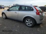 ✅ 2012 Volvo C30 • VIN: YV1672MK2C2276602 • Lot: 71558424. Wystawiony na Copart z przebiegiem 126 717 mil. Bezpłatny archiwum sprzedaży aukcyjnych z USA i szczegółowy raport historii pojazdu na DreamBid. Zdjęcie 2.