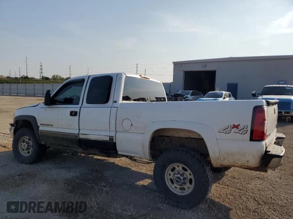 ✅ 2001 GMC Sierra 2500HD SL • VIN: 1GTHK29U01Z288260 • Lot: 80630905. Wystawiony na Copart z przebiegiem 187 125 mil. Bezpłatny archiwum sprzedaży aukcyjnych z USA i szczegółowy raport historii pojazdu na DreamBid. Zdjęcie 2.