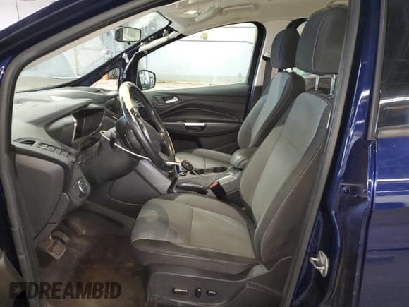 ✅ 2017 Ford C-Max SE • VIN: 1FADP5AU6HL118615 • Lot: 80651475. Wystawiony na Copart z przebiegiem 137 897 mil. Bezpłatny archiwum sprzedaży aukcyjnych z USA i szczegółowy raport historii pojazdu na DreamBid. Zdjęcie 7.