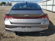 ✅ 2023 Hyundai Elantra SE • VIN: KMHLL4AG8PU558815 • Лот: 86855985. Опубликован ранее на Copart с пробегом 13 792 миль. Бесплатный доступ к архиву аукционных продаж из США и подробный отчёт об истории автомобиля на DreamBid. Изображение 6.