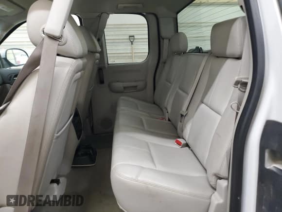 ✅ 2011 Chevrolet Silverado 2500HD LTZ • VIN: 1GC2KYCG4BZ389881 • Lot: 51113625. Listed on Copart with 181,452 mi. Free auction sales archive from the USA and detailed vehicle history report at DreamBid. Image 10.