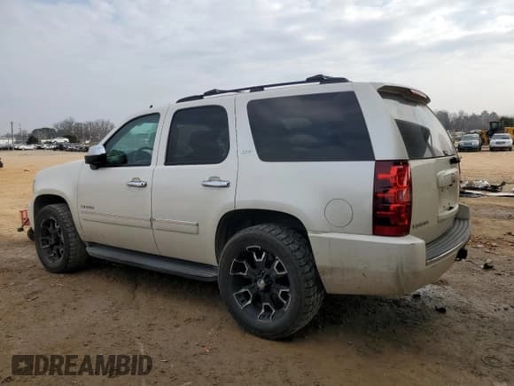 ✅ 2014 Chevrolet Tahoe LTZ • VIN: 1GNSCCE02ER114523 • Lot: 44106855. Listed on Copart with 198,011 mi. Free auction sales archive from the USA and detailed vehicle history report at DreamBid. Image 2.