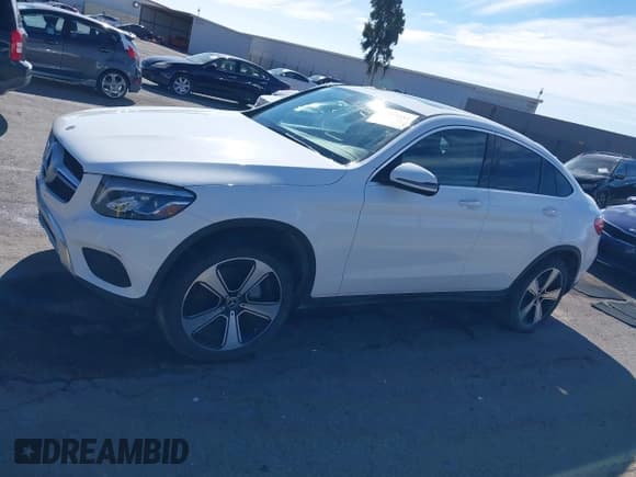 ✅ 2018 Mercedes-Benz GLC 300 • VIN: WDC0J4KB3JF387946 • Lot: 41494182. Listed on IAAI with 75,149 mi. Free auction sales archive from the USA and detailed vehicle history report at DreamBid. Image 13.