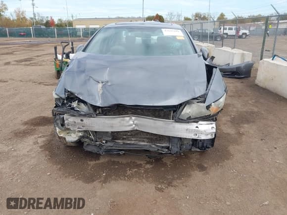 ✅ 2013 Honda Civic EX • VIN: 19XFB2F84DE032430 • Лот: 43543292. Опубликован ранее на IAAI с пробегом 264 244 миль. Бесплатный доступ к архиву аукционных продаж из США и подробный отчёт об истории автомобиля на DreamBid. Изображение 6.