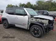 ✅ 2017 Jeep Renegade Trailhawk • VIN: ZACCJBCB5HPG38544 • Lot: 82104775. Listed on Copart with 98,947 mi. Free auction sales archive from the USA and detailed vehicle history report at DreamBid. Image 4.