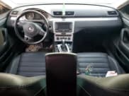 ✅ 2013 Volkswagen CC R-Line • VIN: WVWBP7AN4DE547336 • Lot: 90855275. Listed on Copart with 88,165 mi. Free auction sales archive from the USA and detailed vehicle history report at DreamBid. Image 8.