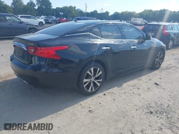 ✅ 2017 Nissan Maxima SV • VIN: 1N4AA6AP5HC386169 • Lot: 43087787. Wystawiony na IAAI z przebiegiem 114 808 mil. Bezpłatny archiwum sprzedaży aukcyjnych z USA i szczegółowy raport historii pojazdu na DreamBid. Zdjęcie 4.