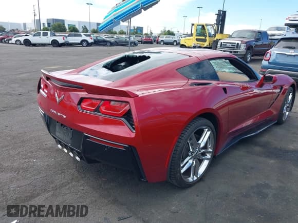 ✅ 2014 Chevrolet Corvette Z51 3LT • VIN: 1G1YM2D79E5104693 • Lot: 43599789. Wystawiony na IAAI z przebiegiem 31 077 mil. Bezpłatny archiwum sprzedaży aukcyjnych z USA i szczegółowy raport historii pojazdu na DreamBid. Zdjęcie 4.