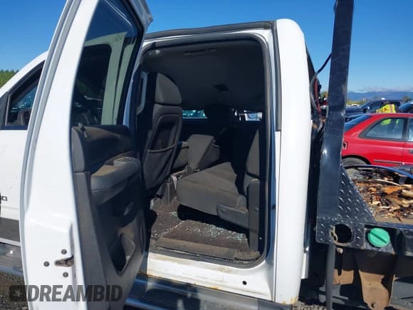 ✅ 2012 Chevrolet Silverado 2500HD LT • VIN: 1GC1KXE89CF183521 • Lot: 43421351. Listed on IAAI with 294,252 mi. Free auction sales archive from the USA and detailed vehicle history report at DreamBid. Image 8.