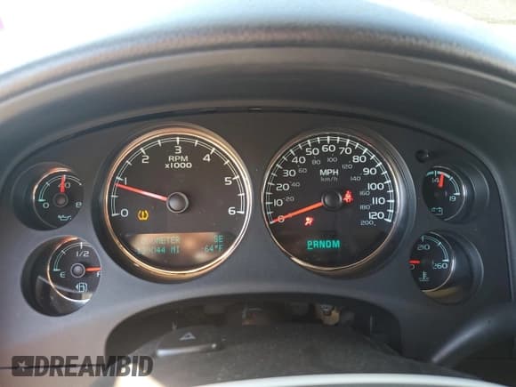 ✅ 2012 Chevrolet Tahoe LTZ • VIN: 1GNSKCE05CR320967 • Lot: 86871835. Wystawiony na Copart z przebiegiem 139 044 mil. Bezpłatny archiwum sprzedaży aukcyjnych z USA i szczegółowy raport historii pojazdu na DreamBid. Zdjęcie 9.