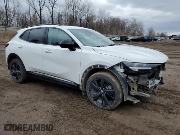 ✅ 2022 Buick Envision Essence • VIN: LRBFZPR47ND165332 • Lot: 50239795. Listed on Copart with 43,582 mi. Free auction sales archive from the USA and detailed vehicle history report at DreamBid. Image 4.