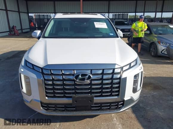 2025 Hyundai Palisade Calligraphy с VIN KM8R74GE2SU935197, выставлен на аукционе IAAI как лот 43286627 с пробегом 3 505 миль миль и . История ставок и продаж доступна на DreamBid. Изображение 12.